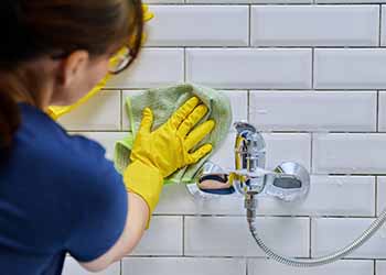 Bathroom Deep Cleaning