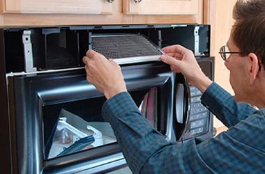 Built-in Microwave Cleaning Service
