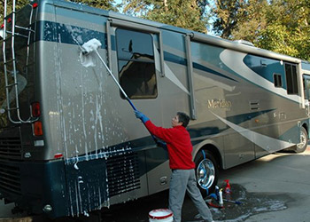 Exterior Motorhome Washing