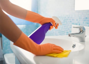 Kitchen & Bathroom Cleaning