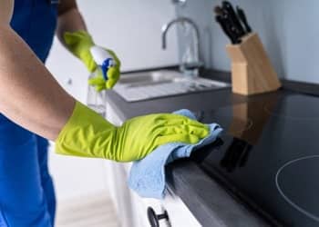 Kitchen & Bathroom Deep Cleans